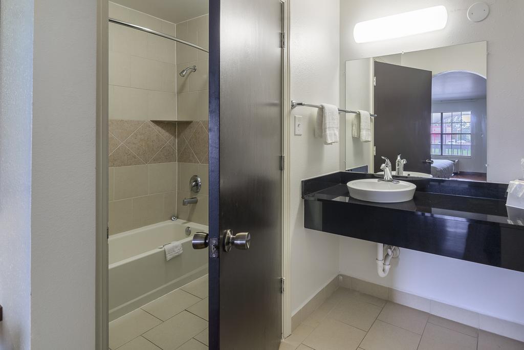 Motel 6-Canton, Tx Zewnętrze zdjęcie